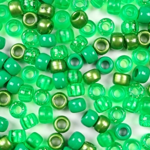 Green Mix Plastic Pony Beads 6 x 9mm, 500 beads