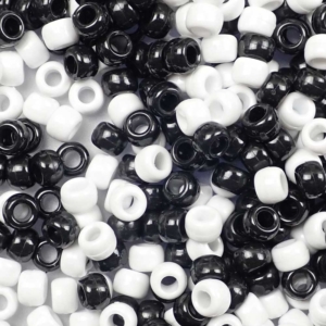 Black & White Mix Plastic Pony Beads 6 x 9mm, 500 beads
